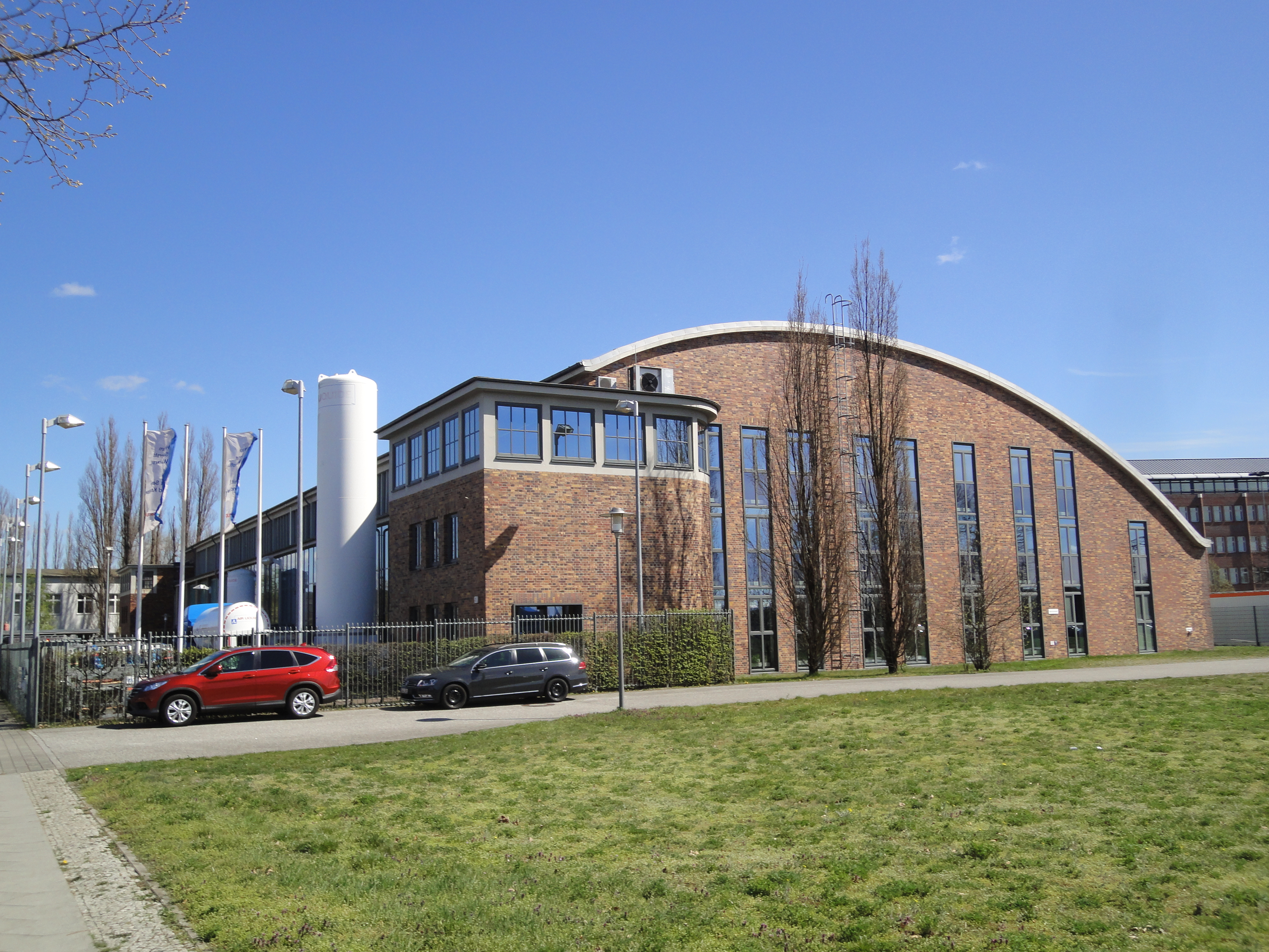 Gewerbegebäude